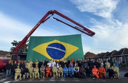 Delegação russa participa de encontro internacional do INSARAG no Brasil para fortalecer cooperação em busca e resgate