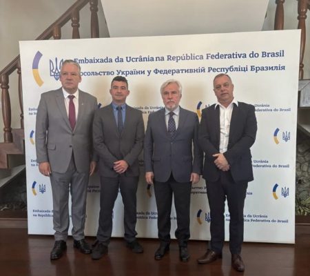 Embaixada da Ucrânia recebe delegação de Itapoá e fortalece diálogo com município catarinense