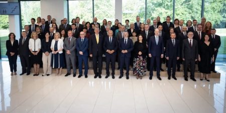 Diplomacia eslovena reforça segurança, integração europeia e apoio ao setor empresarial