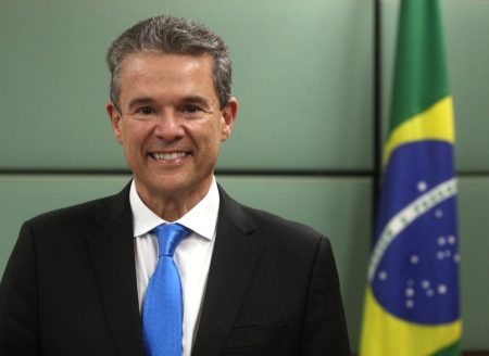 Ministro André de Paula cumpre missão oficial em Angola e Marrocos