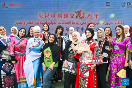Festival de cultura chinesa é realizado no Cairo para marcar 70 anos de laços diplomáticos